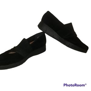 Clarks Black Daelyn Villa Slip On Size 7